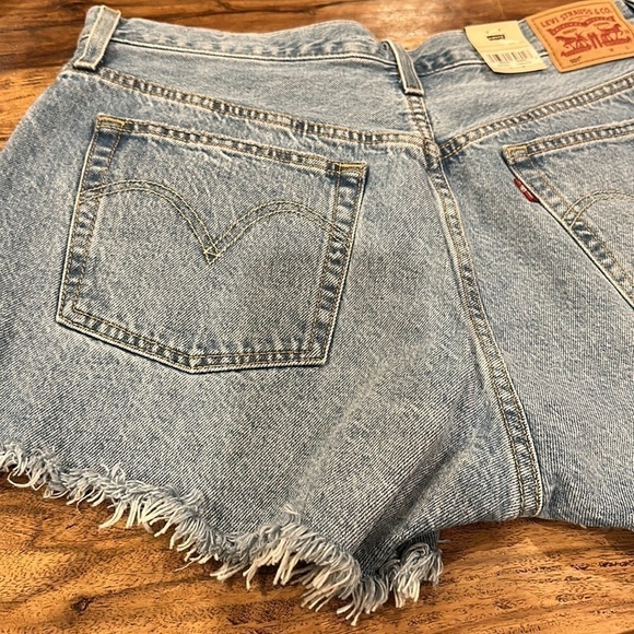 Levi’s 501 Distressed Denim Shorts 31 - Picture 6 of 12